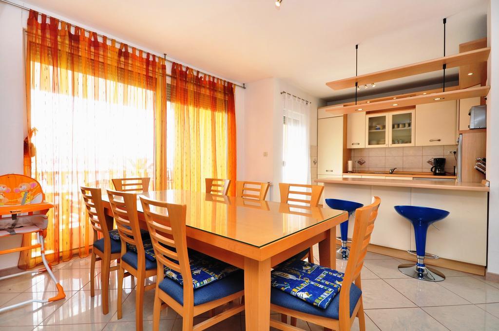 Apartment Luxury Cream Kaštela Kamer foto