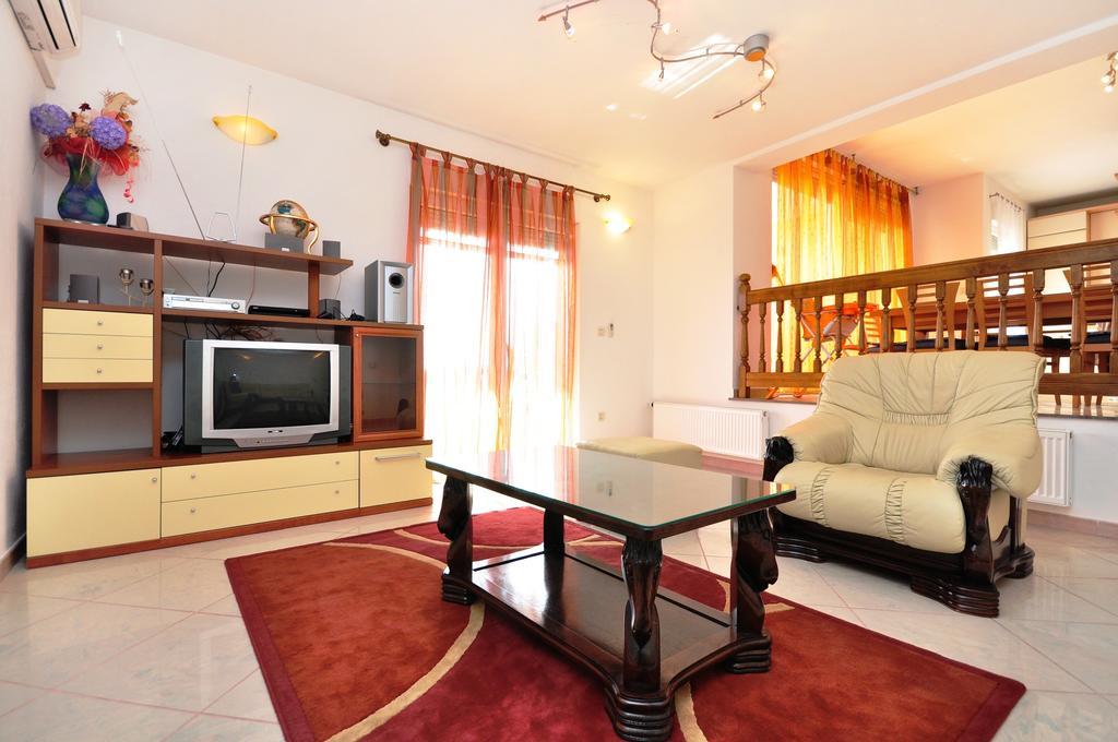 Apartment Luxury Cream Kaštela Kamer foto